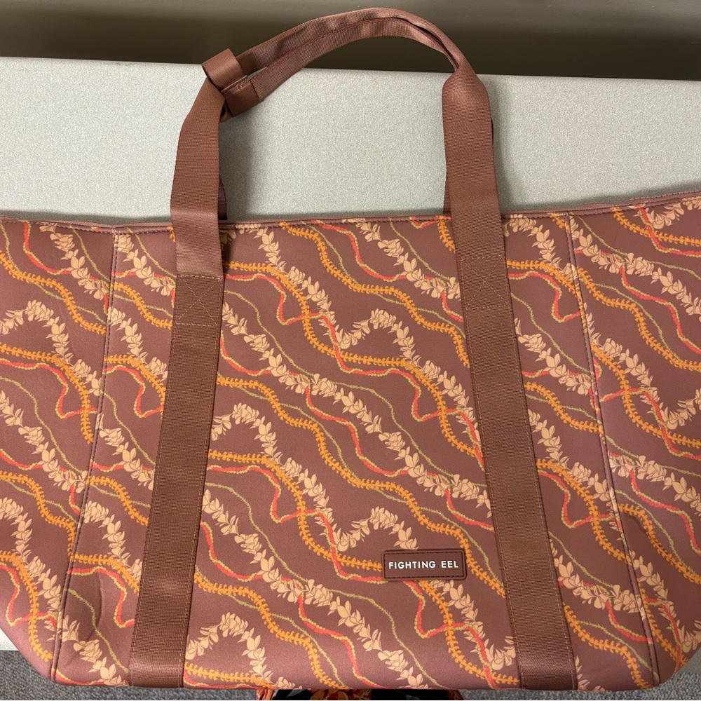 Fighting Eel neoprene weekender